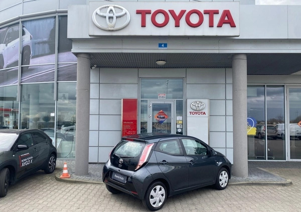 Toyota Aygo cena 37500 przebieg: 115217, rok produkcji 2017 z Pilica małe 191